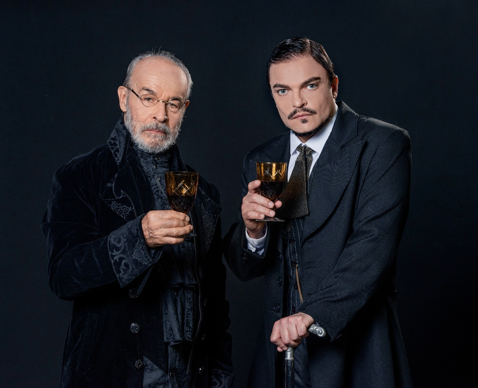 Osmar Prado e Maurício Machado apresentam “O Veneno do Teatro” em São Sebastião